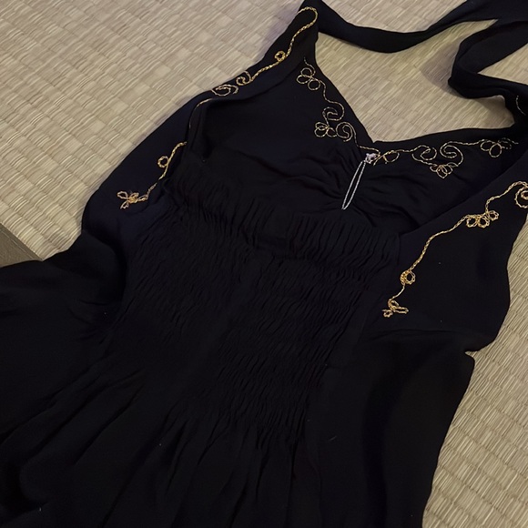 Embroidery halter midi dress - Picture 4 of 4